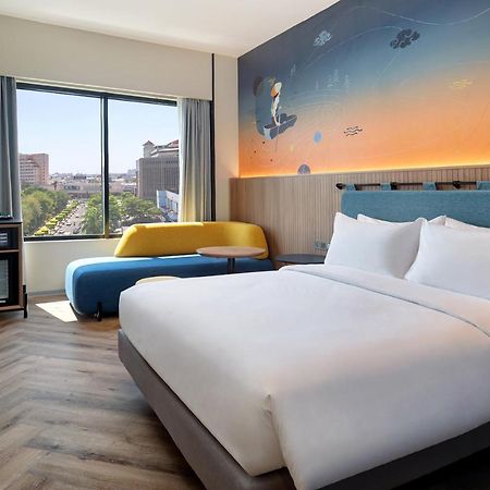 Ibis Styles Semarang Simpang Lima Hotel Buitenkant foto