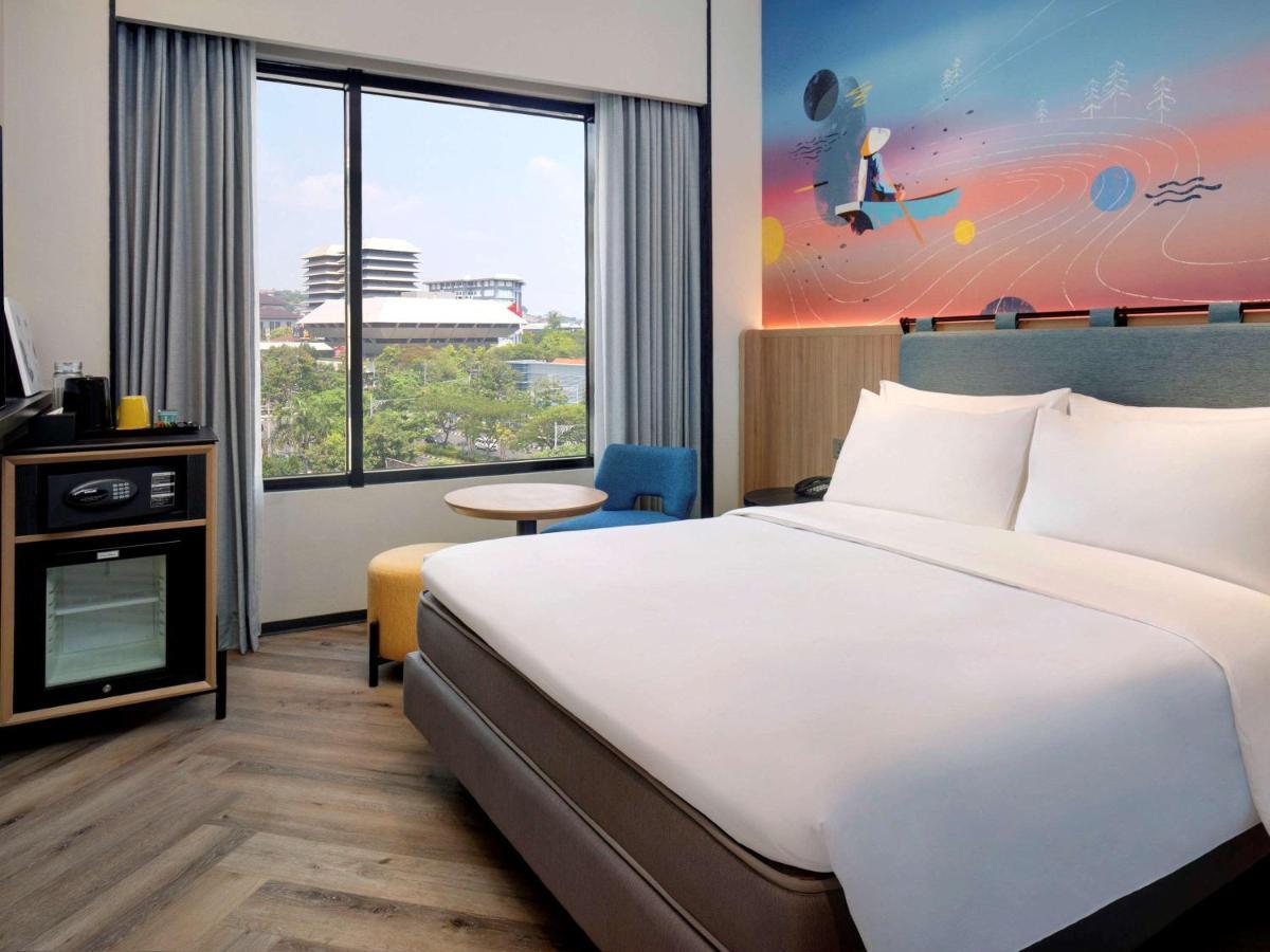 Ibis Styles Semarang Simpang Lima Hotel Buitenkant foto