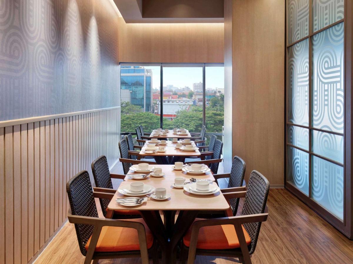 Ibis Styles Semarang Simpang Lima Hotel Buitenkant foto